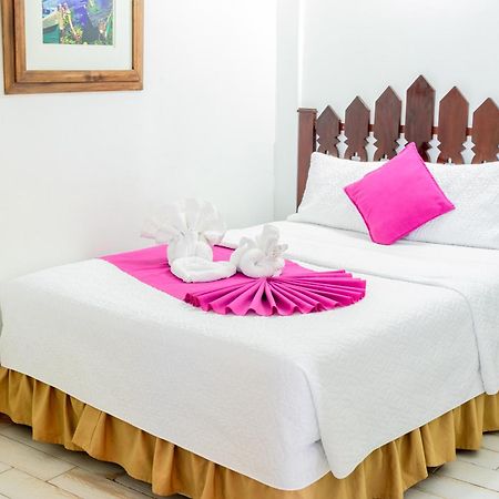 Hotel Casona De La Isla Флорес Экстерьер фото