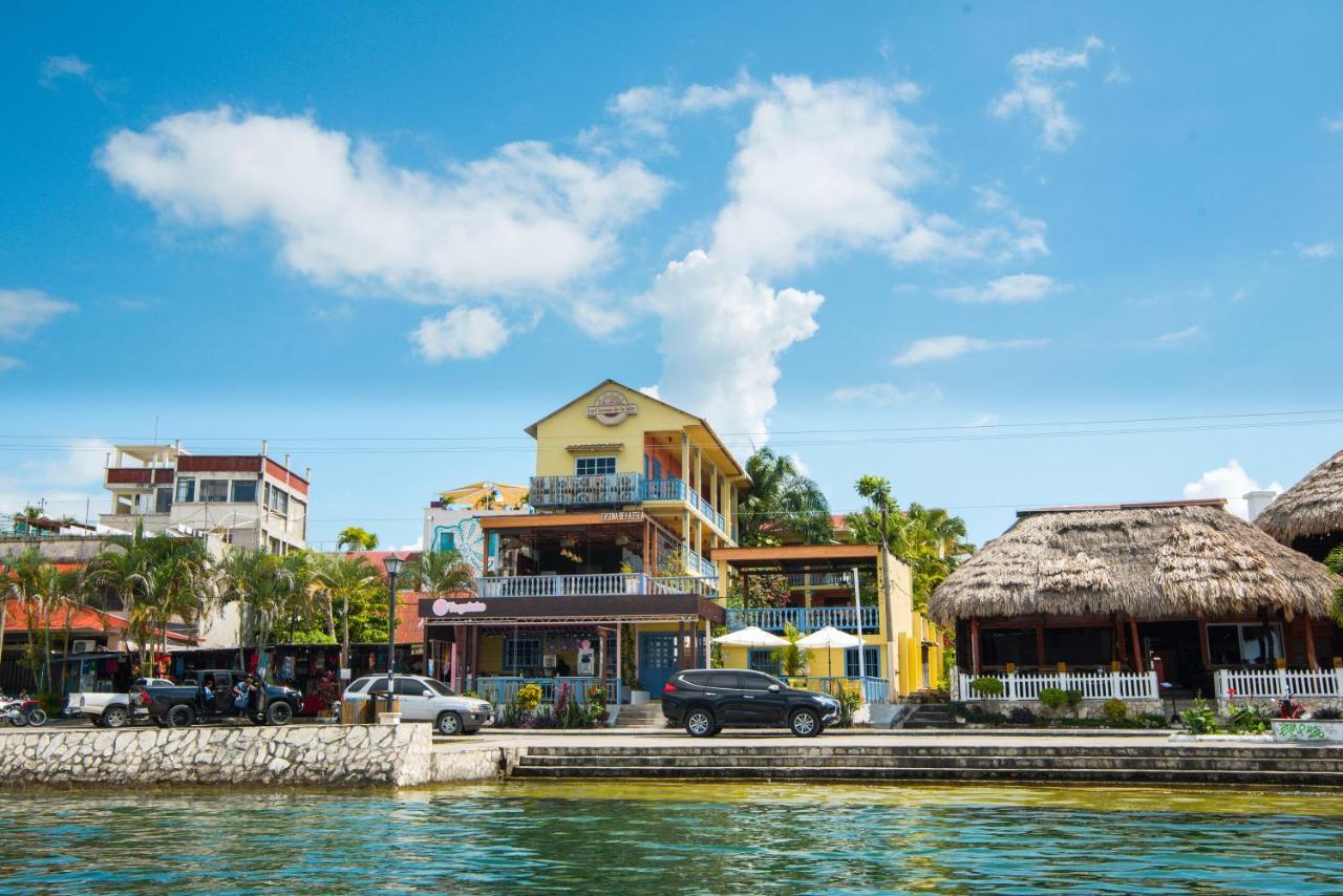 Hotel Casona De La Isla Флорес Экстерьер фото