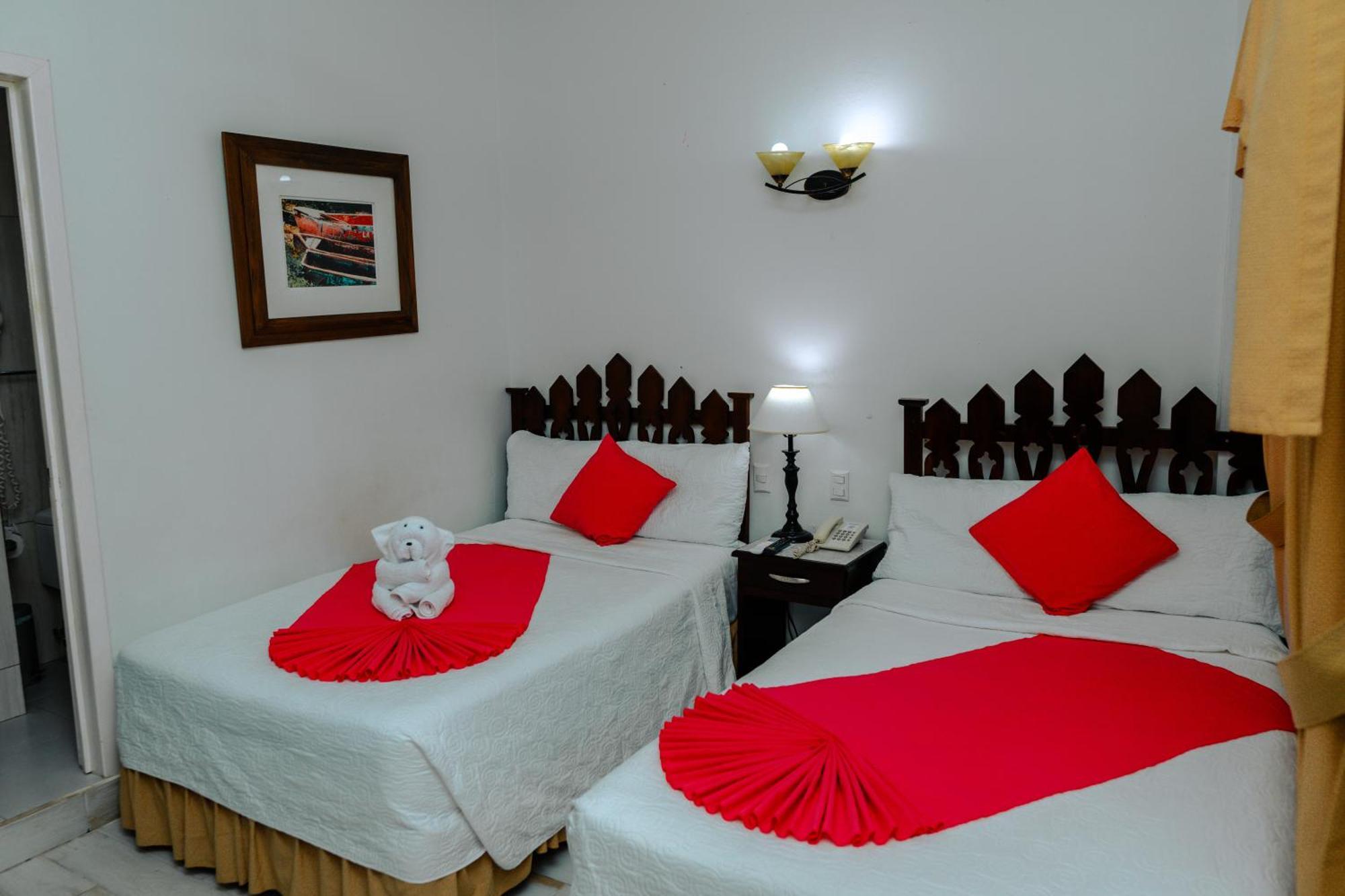 Hotel Casona De La Isla Флорес Экстерьер фото